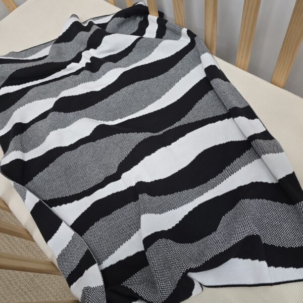 The Rolling Waves Blanket The Rolling Waves Blanket